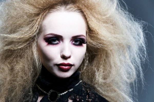 vampire-Halloween-peinados