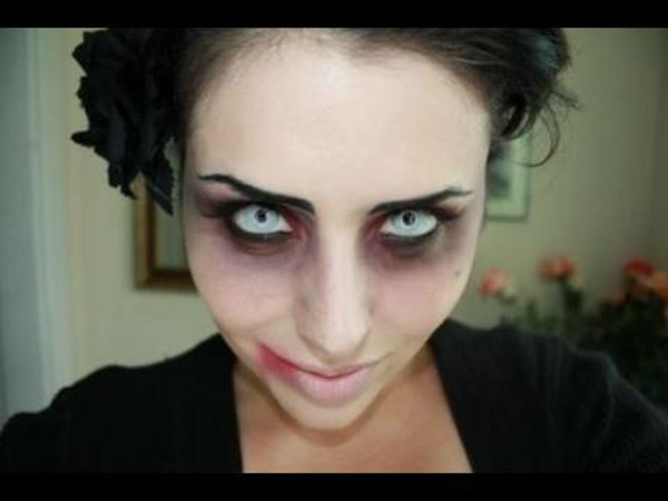 vampyyri kasvot meikki mielenkiintoisia kirkkaat silmät