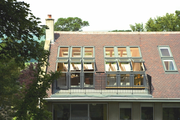 Velux छत बालकनी-House3