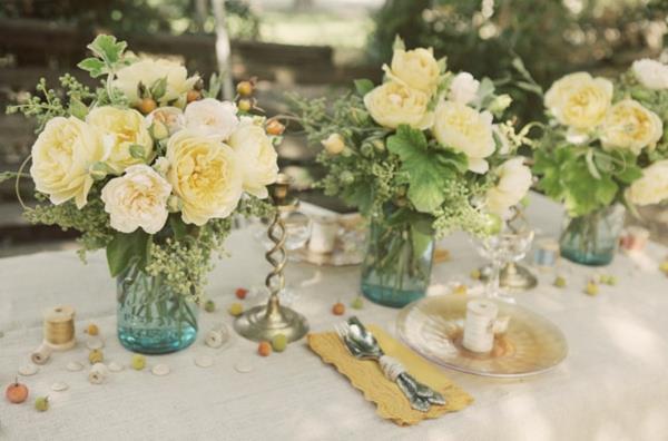 vintage-esküvő-asztal-dekor-fpdpefvu (másolás)