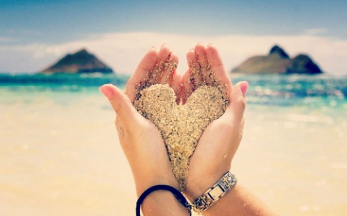 тапети-за-лято-сърце на пясък