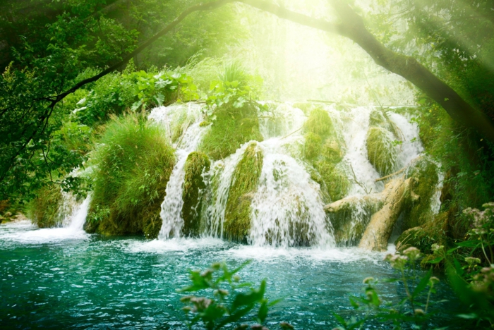 тапети-за-лято-водопад