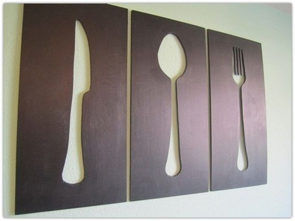 ножица вилица и лъжица форма като чудесна идея декорация стена