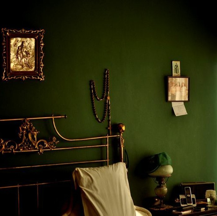 цвят на стената оранжерии unikales-красив модел спалня