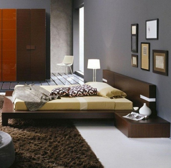 لون الجدار والرمادي وفائقة كبير بغرفة نوم وتصميم لينة-السجاد في البني