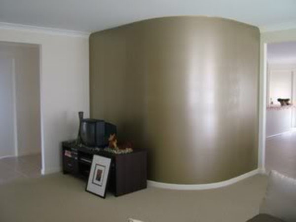 الجدار الطلاء المعدني الجميل الجدار التصميم ، مجرد جهاز تلفزيون في الغرفة