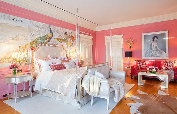 falfestményes példák rózsaszín párnák az ágyon