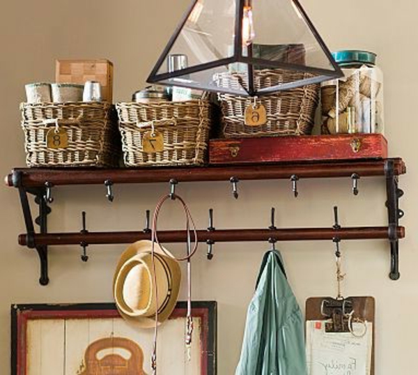 armario de pared-armario-self-build-living-ideas-usted-hacer estante con tres cestas en él