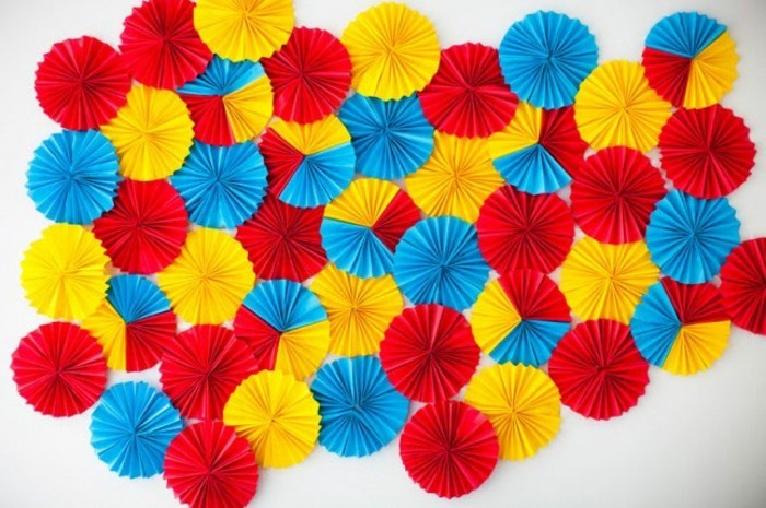 pared de diseño de bricolaje-hacer-small-artificiales-paraguas-en-colorido-brillante de color