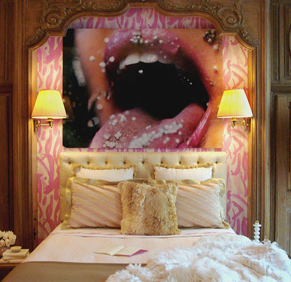 zid-ideja-za spavaću sobu-bež-krevet-ekstravagantna odijelo