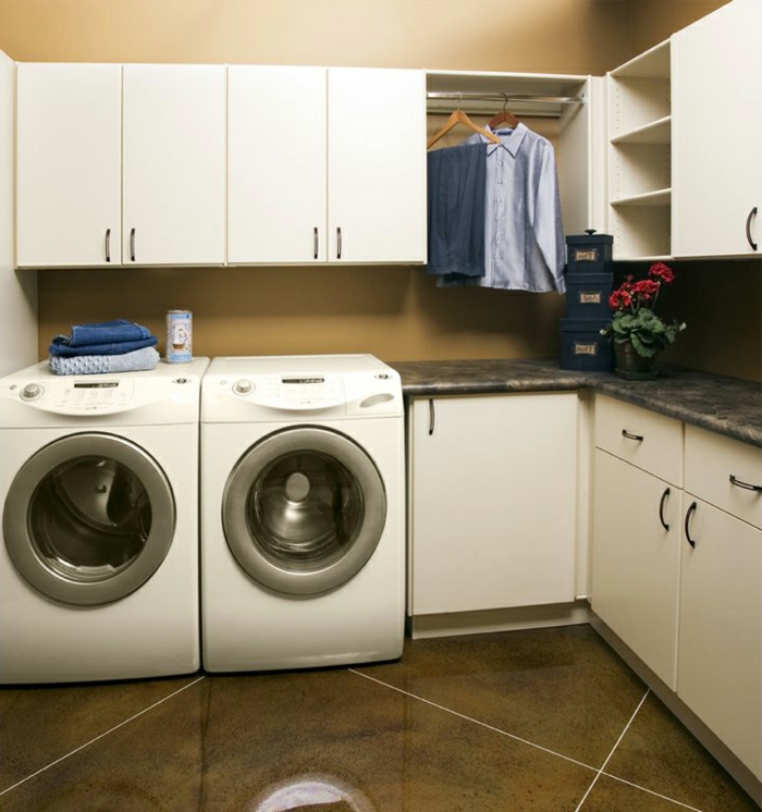-Dva praonica-set strojevi-mnogi pranje police