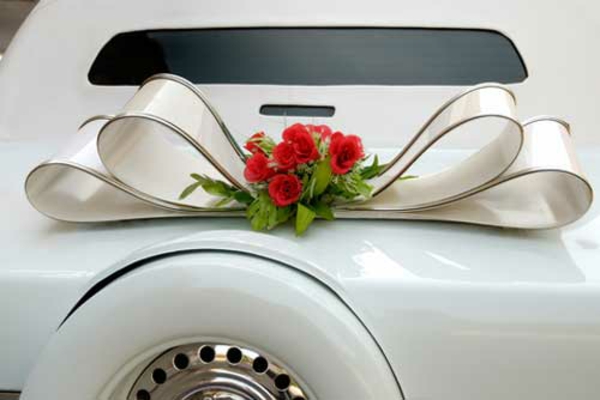 hermosa idea de boda para coches