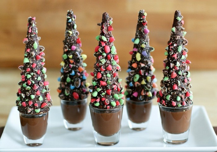 Božićno drvce-of-čokolada-desert-u-staklu