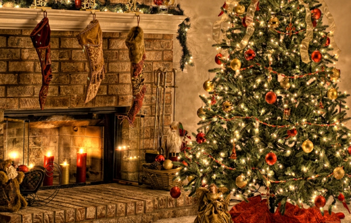 navidad-con-iluminación acogedora en el hogar Los árboles de navidad artificiales