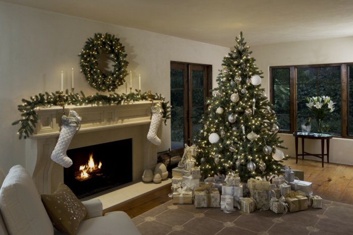 Коледна украса елхови клони венец Sock Таненбаум подаръци