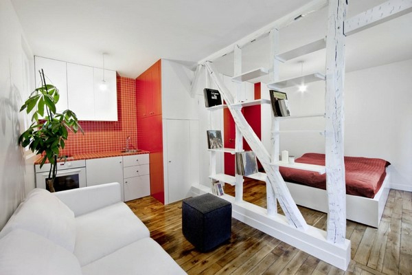 дома за малък апартамент - стая за спалня и дневна - обединяваща - червено и бяло