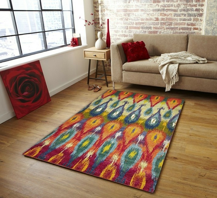 šareni kvadratni tepih s velikim tiskom za osvježavanje dnevne sobe