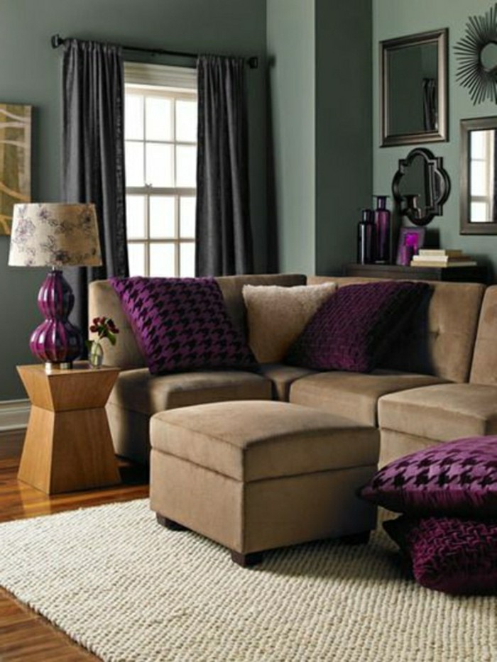 Comedor-cortina-ideas-y-deco-con-púrpura-almohadas-sofá