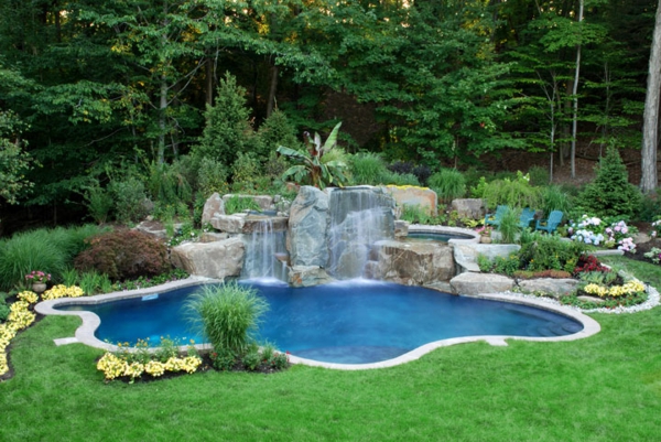 el diseño de la piscina maravillosa idea-para-el-cascada del jardín