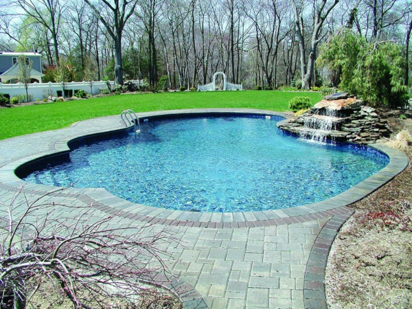 hermoso jardín idea de diseño de la piscina