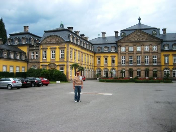 красив-барокова епоха архитектура-Residenzschloss-Аролзен-Германия