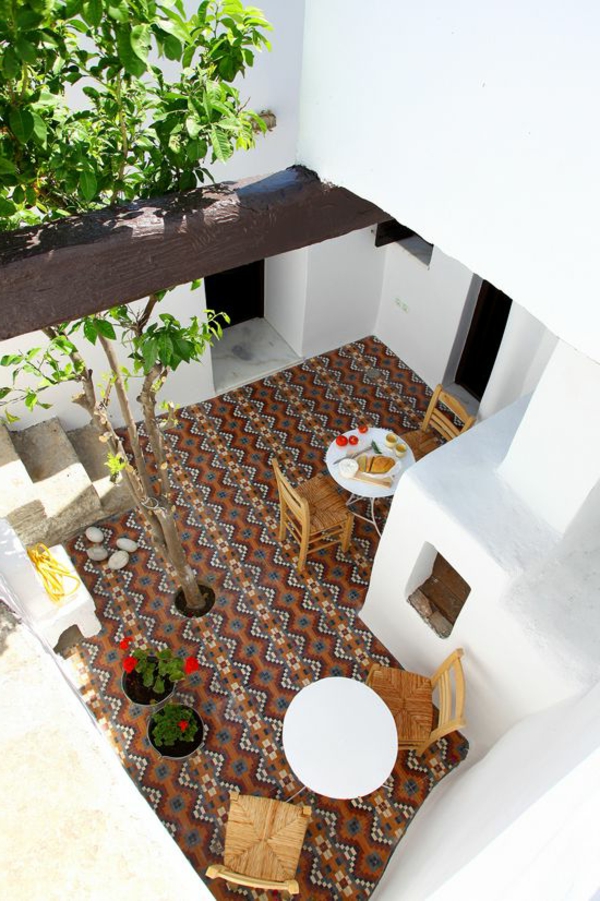 красиви-цветни плочки он дъ-тераса-einrichtungsideen_terrasse-външен дизайн
