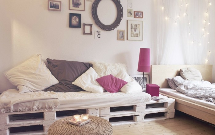 lijepe kauč iz-euro palete-u-light-markantnim sobi