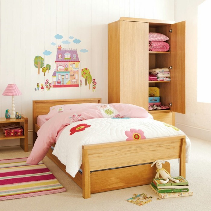 спалня тапети-за-момиче-много интересно стена дизайн и мебелировката-