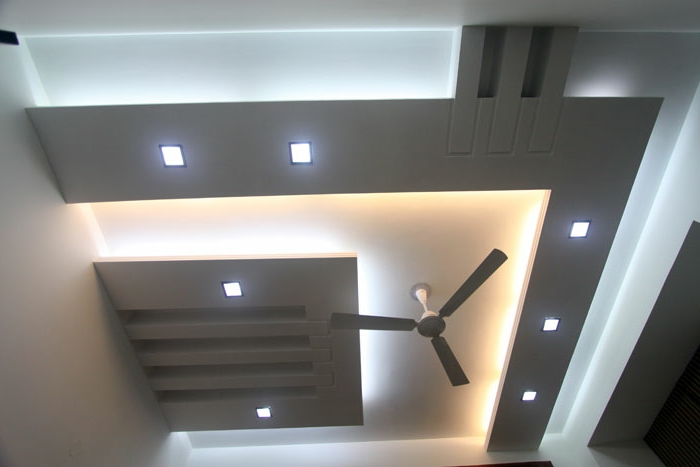 luces de diferente color techo de la sala cubierta-new-maquillaje moderno esquemas