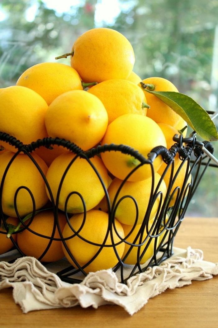 лимон-деко-привлекателна-гледам-на-на-таблица Запитан-dekoartikel