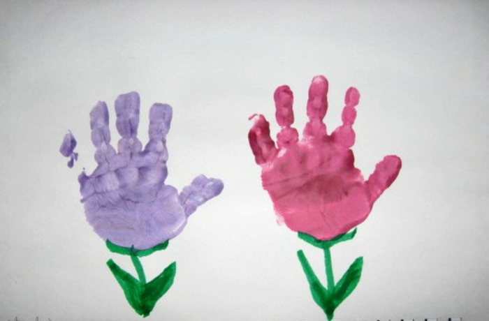 kaksi kuvat - another idea for handprint images
